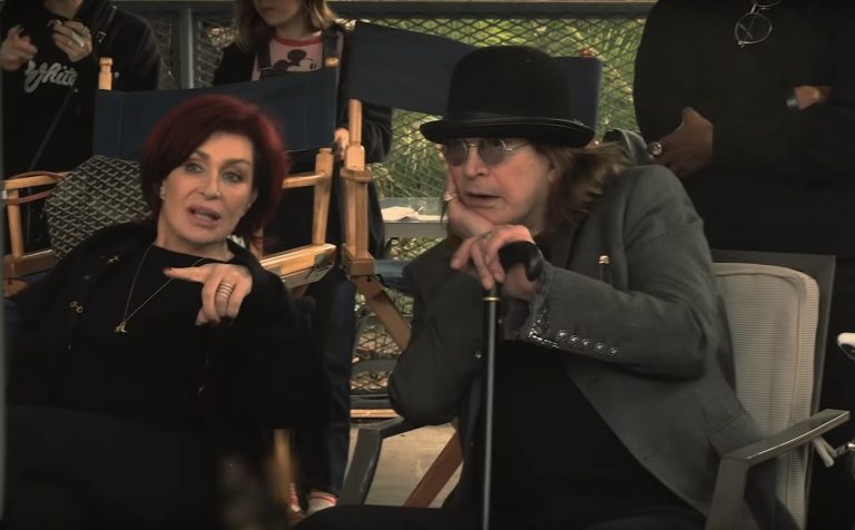 Kelly Osbourne desmente boatos sobre o estado de saúde de Ozzy