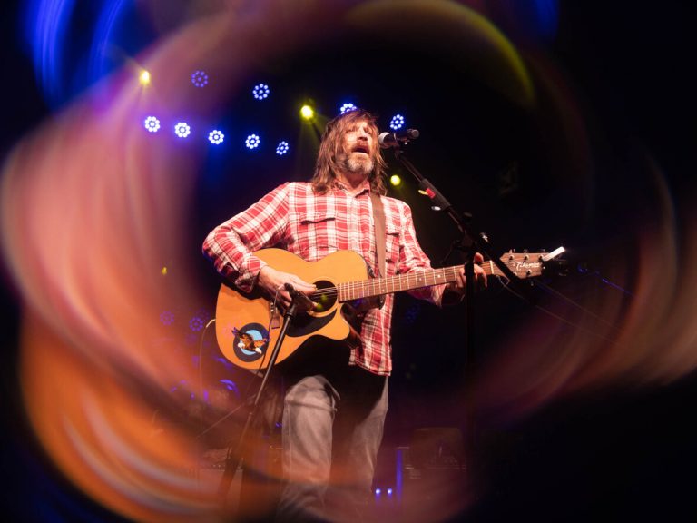 Evan Dando e Twinpines tocam Lemonheads em São Paulo