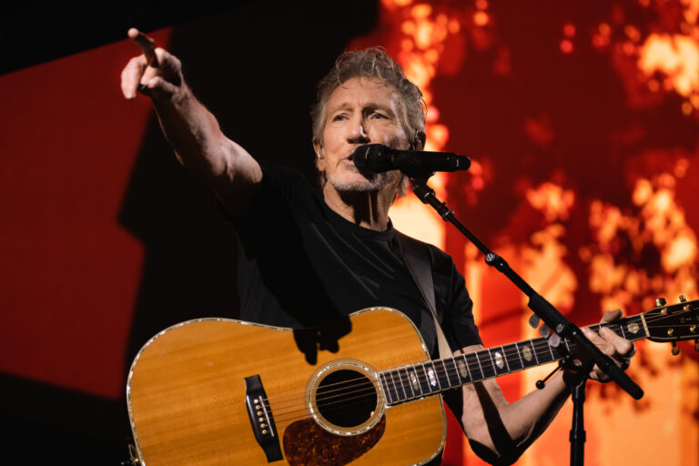 Esgotados ingressos para Roger Waters em São Paulo. Show extra é anunciado para dia 12 de Novembro