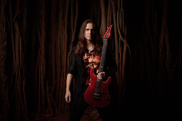 Kiko Loureiro lança “Mind Rise”, segundo single de novo álbum solo