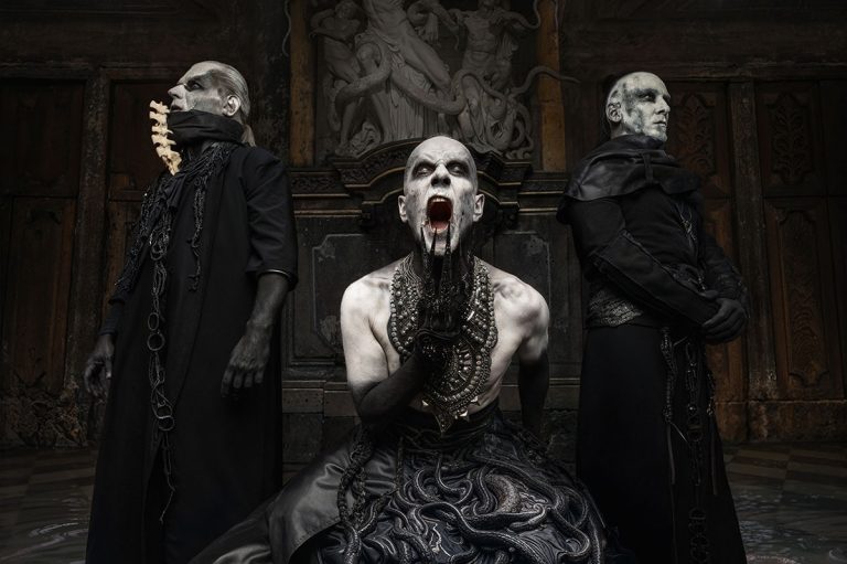 Behemoth anuncia novo álbum “The Shit Ov God” com lançamento em Maio