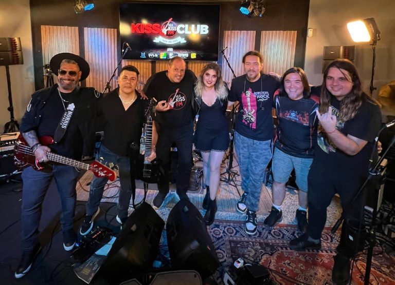 Programa Kiss Club retorna à programação da Kiss FM com foco em música ao vivo